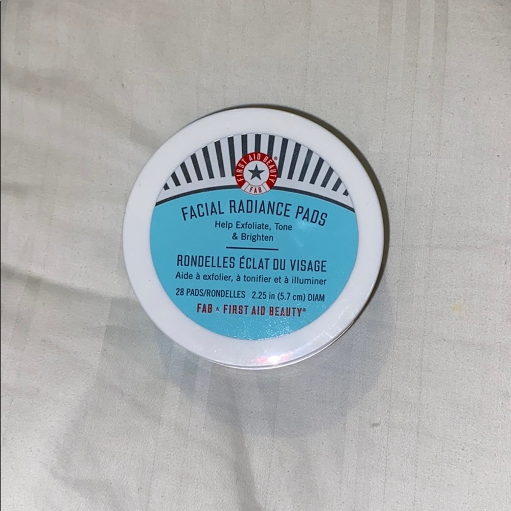 Facial Radiance Pads